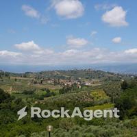 ESCLUSIVA TENUTA