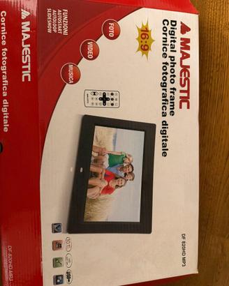 Cornice digitale Majestic 16:9 DF 820HD MP3