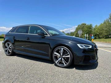 Audi RS3 Sportback 2.5 tfsi quattro s-tronic
