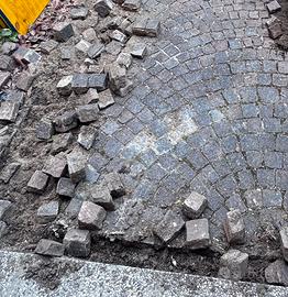 Autobloccanti sanpietrini