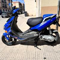 Aprilia sr 150