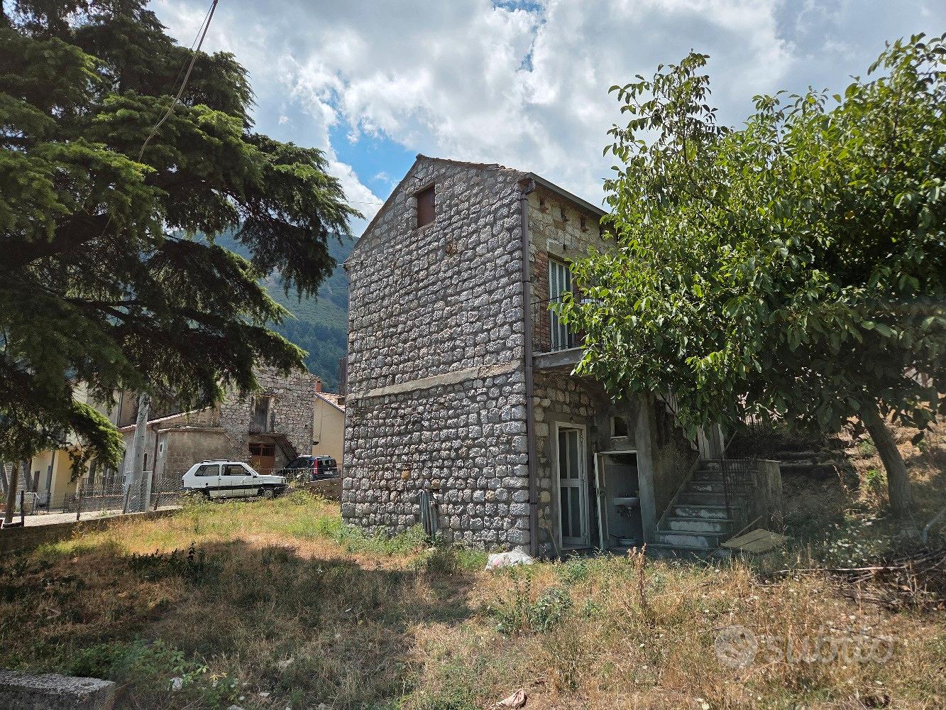 Casa indipendente con terreno a Tocco Caudio (BN) - Vista 4