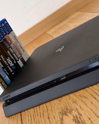 PS4 Slim - 1TB SSD + 10 giochi