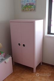 Armadio Ikea serie “Busunge” a due ante, rosa