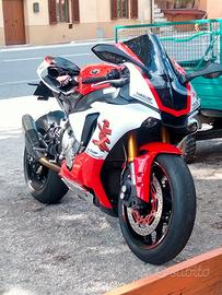 Yamaha R1 del 2015