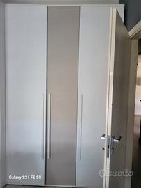 armadio camera da letto ad angolo 