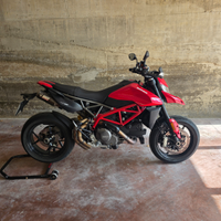 Ducati hypermotard 950