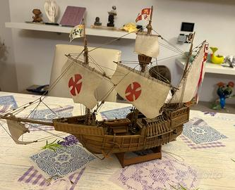 Modellino Caravella santa maria montato