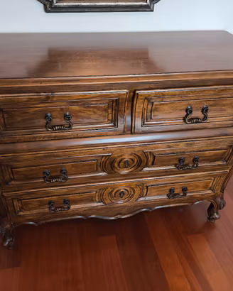 Credenza in legno di noce massello
