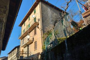 Appartamento di 207 m² con 5 locali a Veleso