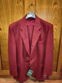 Completo rosso da uomo