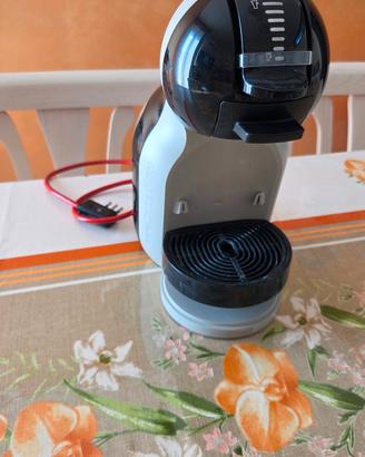 Macchina caffè DOLCE GUSTO De'Longhi