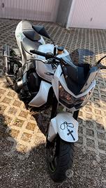 Moto Kawasaki Z750 2012