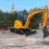 E32 Escavatore 37 q JCB 2006