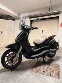 Beverly 500 cruiser
