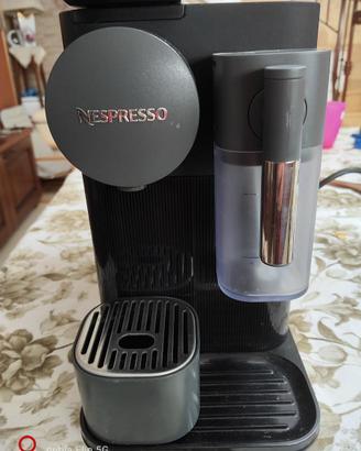 De Longhi Nespresso Lattissima One
