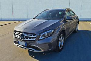 MERCEDES-BENZ GLA 220 Automatic 4Matic Sport