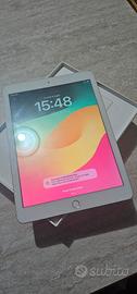 iPad 6ª Generazione 128GB Wi-Fi + Cellular