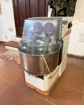 Impastatrice professionale