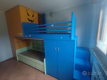 Cameretta Bambini con letto a soppalco