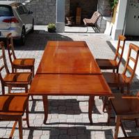 Tavolo in noce e 6 sedie