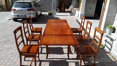 Tavolo in noce e 6 sedie