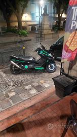 Yamaha T-max 500