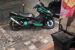 Yamaha T-max 500