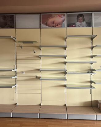 Arredo per negozio – completo o in singoli pezzi