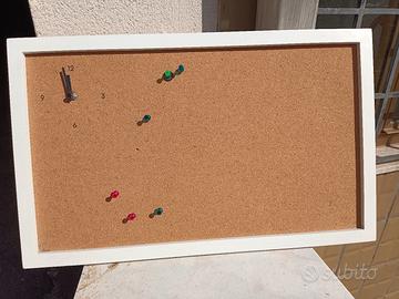 Bacheca Ikea Mackeri in sughero con orologio