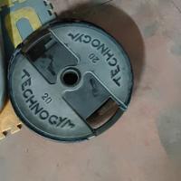 dischi technogym e bilancieri
