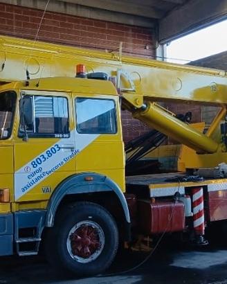 autogru iveco 330