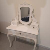 mobile trucco con specchio girevole