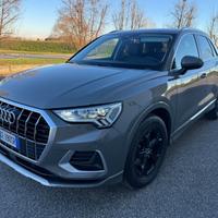 Audi Q3 35 TFSI S tronic Business