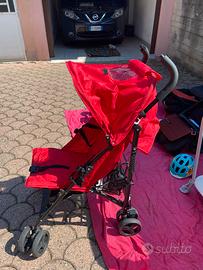 Passeggino prenatal rosso