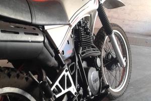 Yamaha XT 550 - 1983