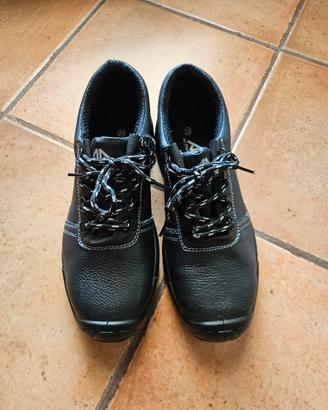 Scarpe antinfortunistiche Active Gear  A-FIRT S3