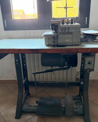 Tagliacuci industriale Singer 993 BX3 con Banco