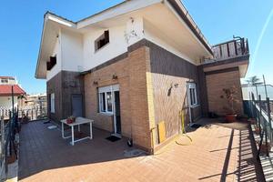 Attico / Mansarda di 171 m² con 5 locali e box aut