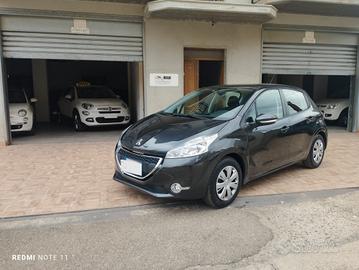 Peugeot  208 DIESEL 1.4 km 30000
