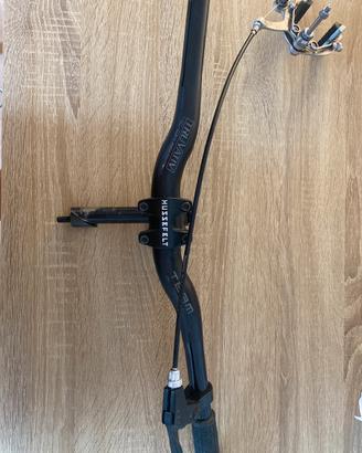 Manubrio Truvativ Hussefelt + Freno Campagnolo