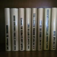 N.8 libri di fantascienza collana Cosmo serie Oro
