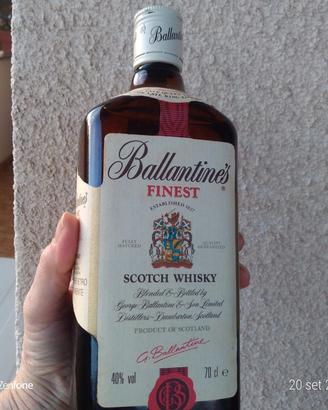 Ballantines Scotch Whisky 
