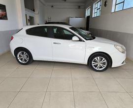 ALFA ROMEO Giulietta 2.0 JTDm-2 140 CV Distincti