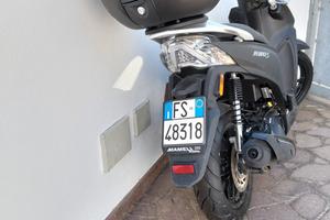 scooter  kymco New s 200