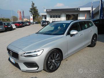 Volvo V60 B4 (d) automatico Core Hybrid 197cv GANC