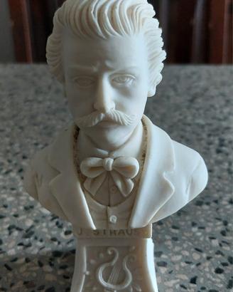 Busto J. Strauss in polvere Alabastro Bianco 15 cm