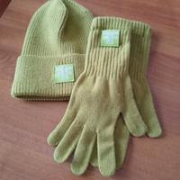 completo guanti e berretto Fracomina 