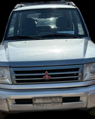 MITSUBISHI PININ COLORE GRIGIO