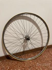 Cerchio posteriore da corsa tubolare